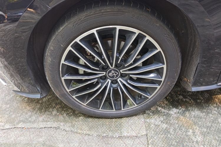 BYD Han 2022 car image #9