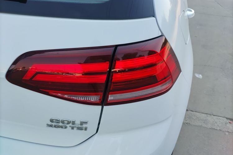 Volkswagen Golf 2019 #8 Volkswagen Golf 2019 car image #8
