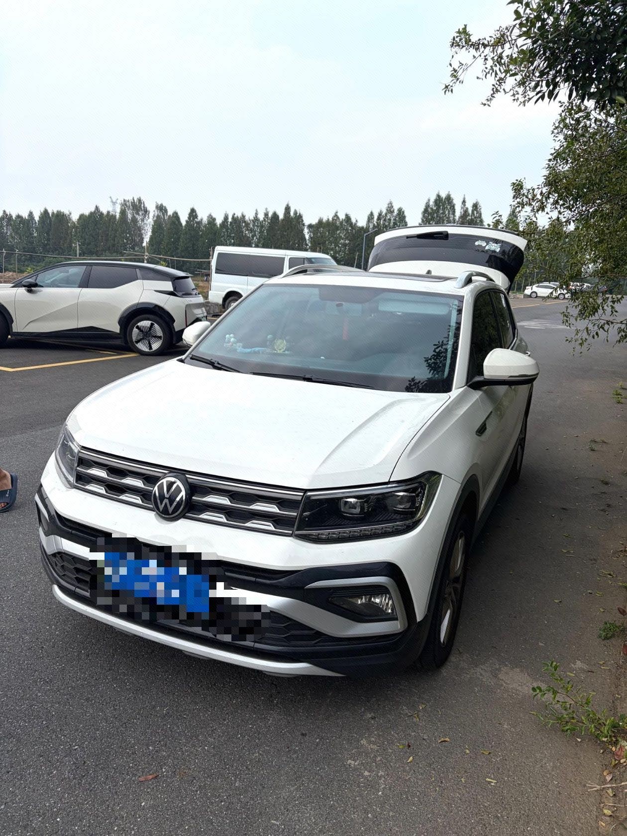 Volkswagen T-Cross 2022 car image 