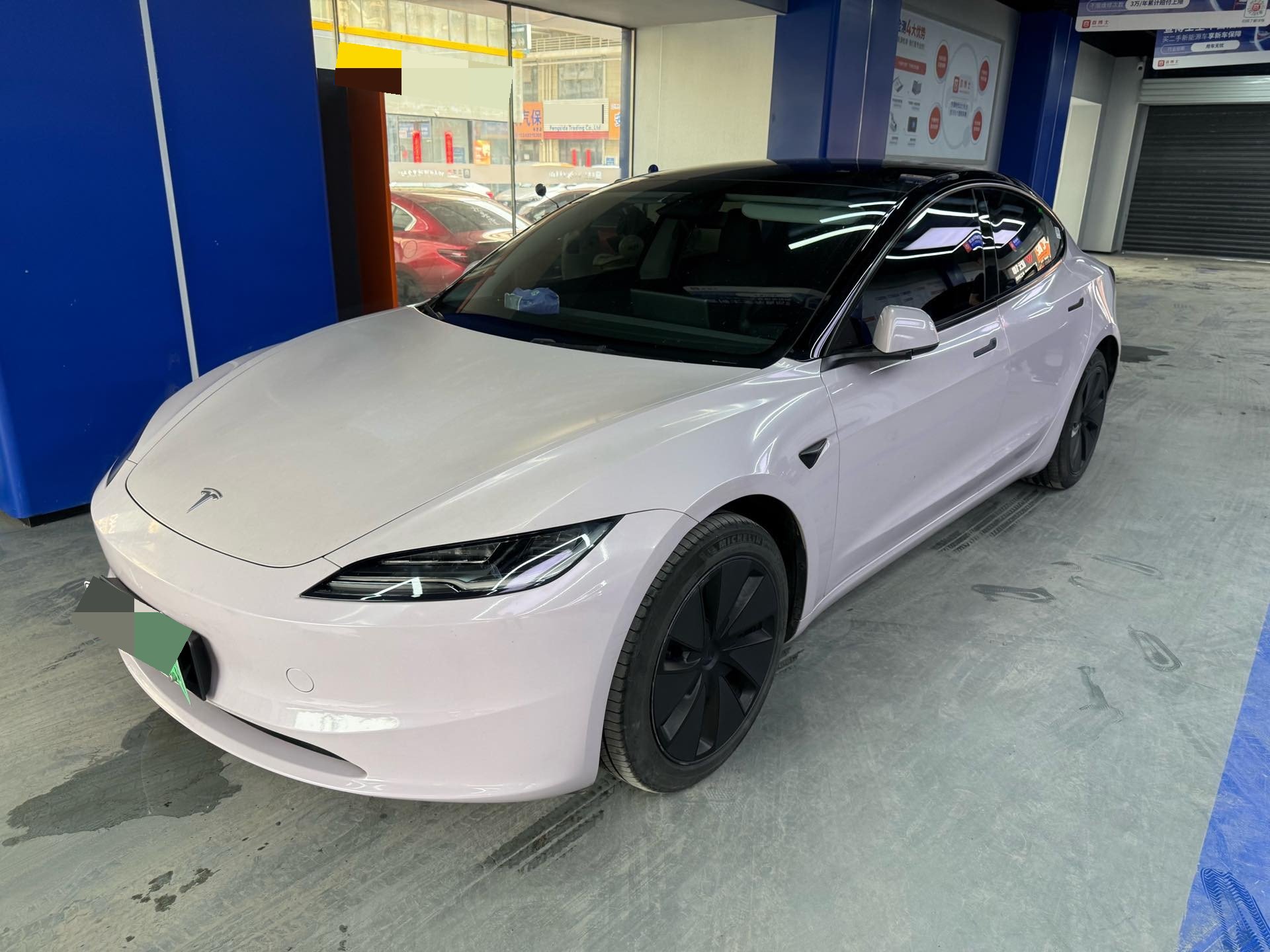 2023 2023 immagine di auto