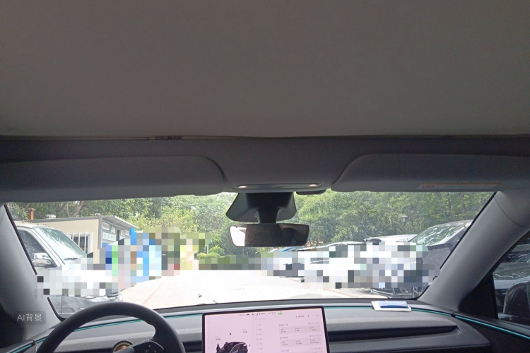 Tesla Model Y 2025 car image #20