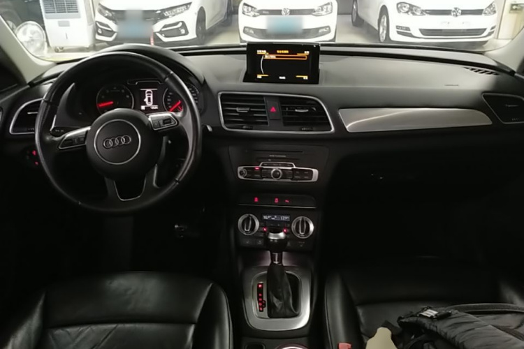 Audi Q3 2015 #11 Audi Q3 2015 car image #11