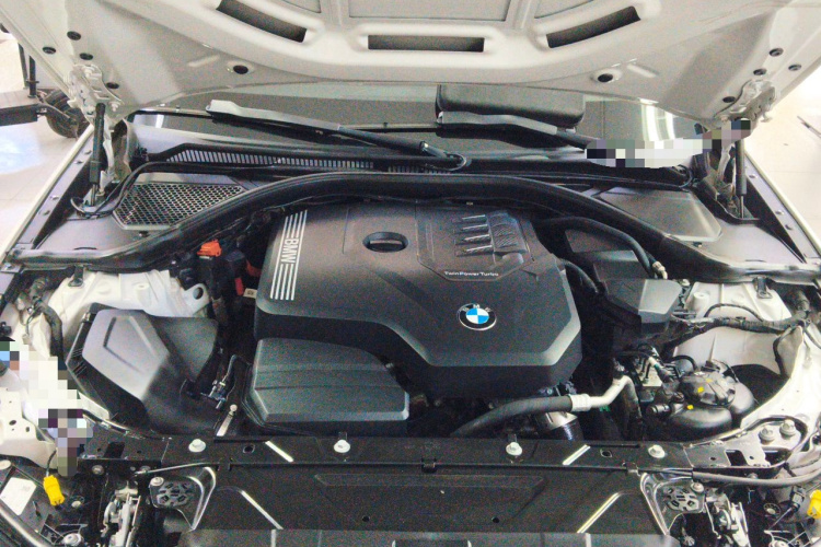 BMW 3 Series 2023 #18 BMW 3 Series 2023 car image #18