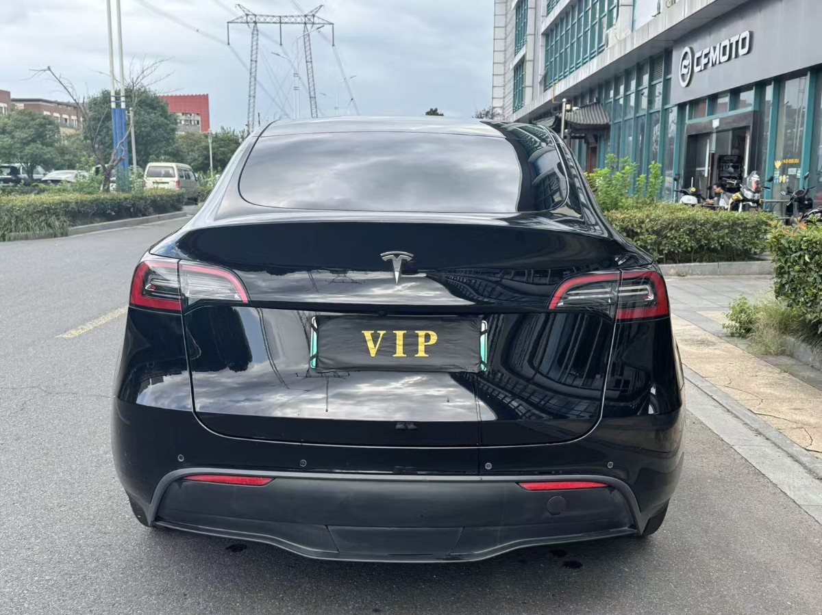 Tesla Model Y 2022 #7 Tesla Model Y 2022 car image #7