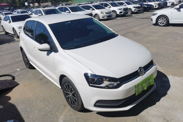 Volkswagen Polo 2019 car image #4