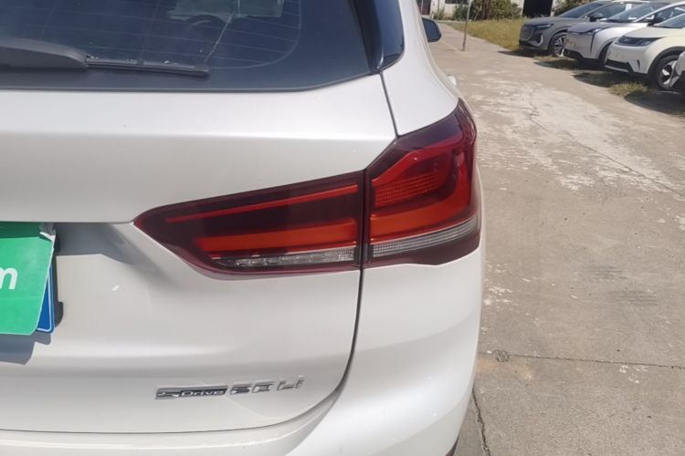 BMW X1 2023 car image #8