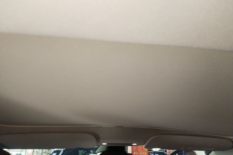 Tesla Model 3 2024 car image #18