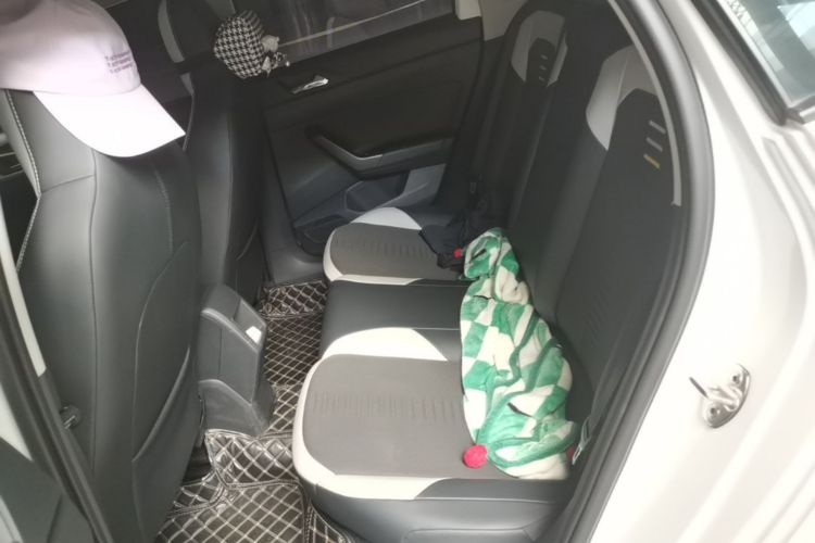 Volkswagen Polo 2020 car image #13