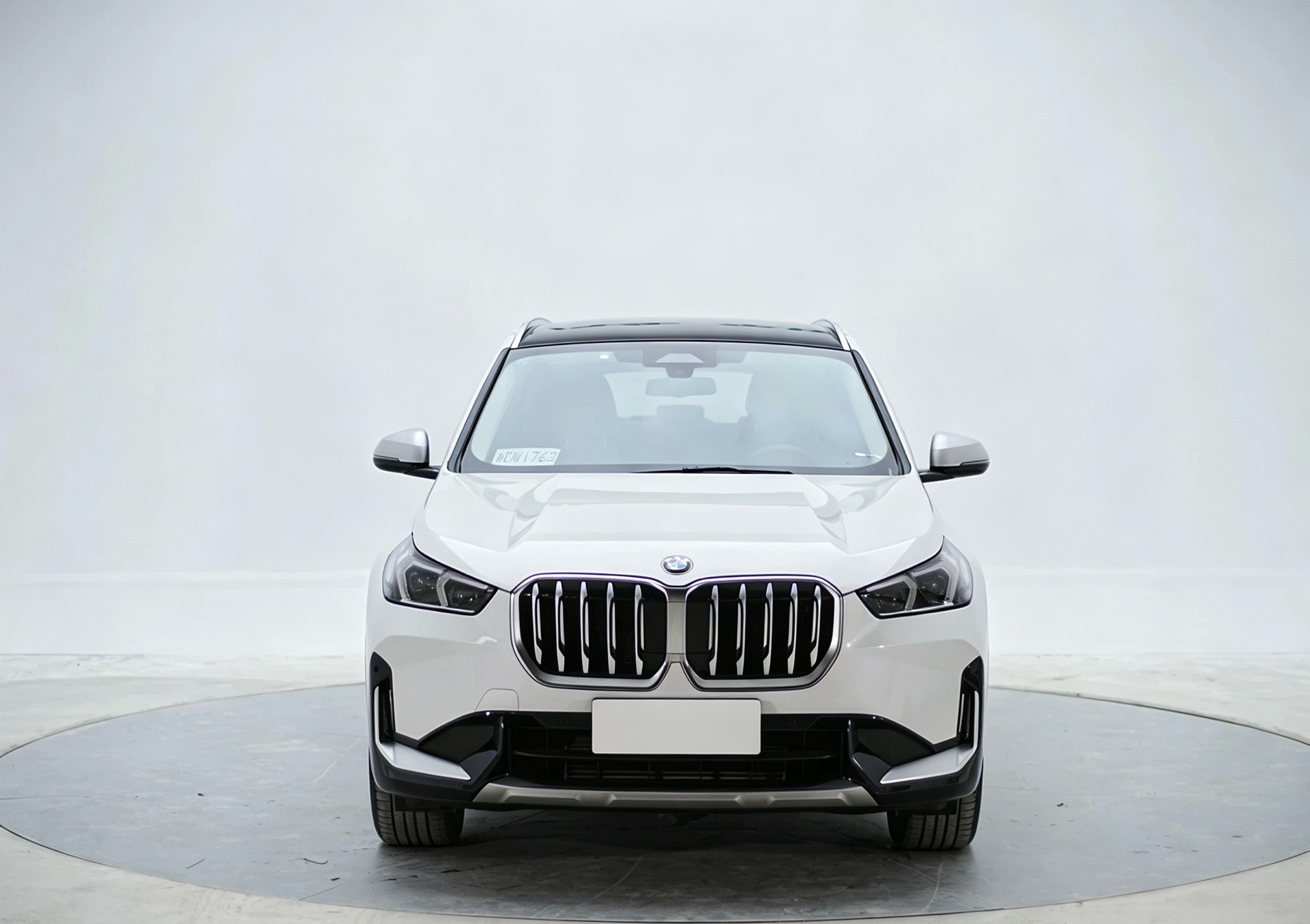 BMW X1 2023 #2 BMW X1 2023 car image #2
