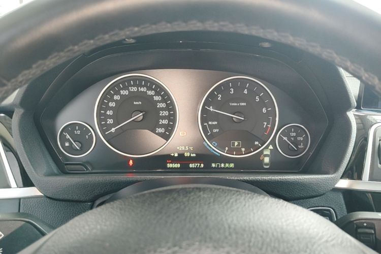 BMW 3 Series 2018 #12 BMW 3 Series 2018 car image #12
