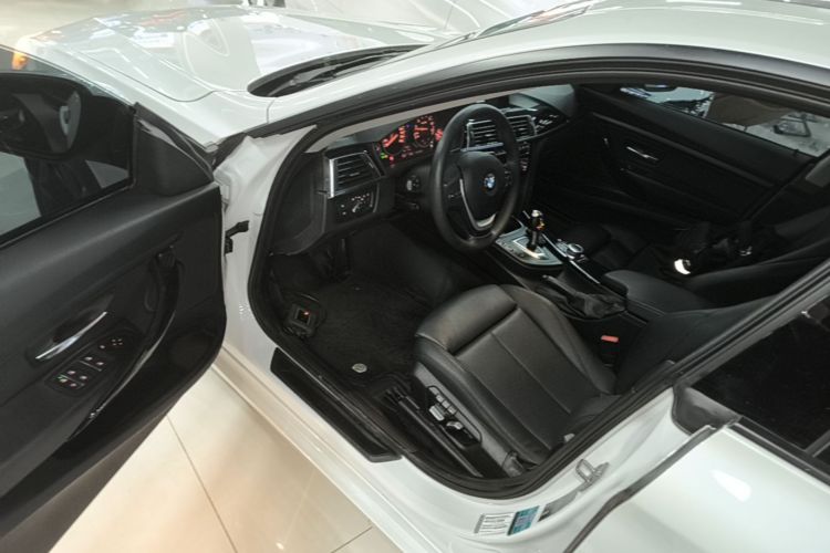 BMW 3 Series GT 2019 #16 BMW 3 Series GT 2019 car image #16