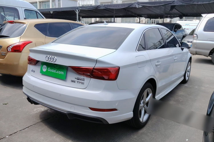 Audi A3 2018 immagine di auto #7