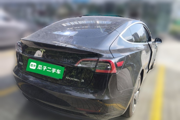 Tesla Model 3 2020 car image #5