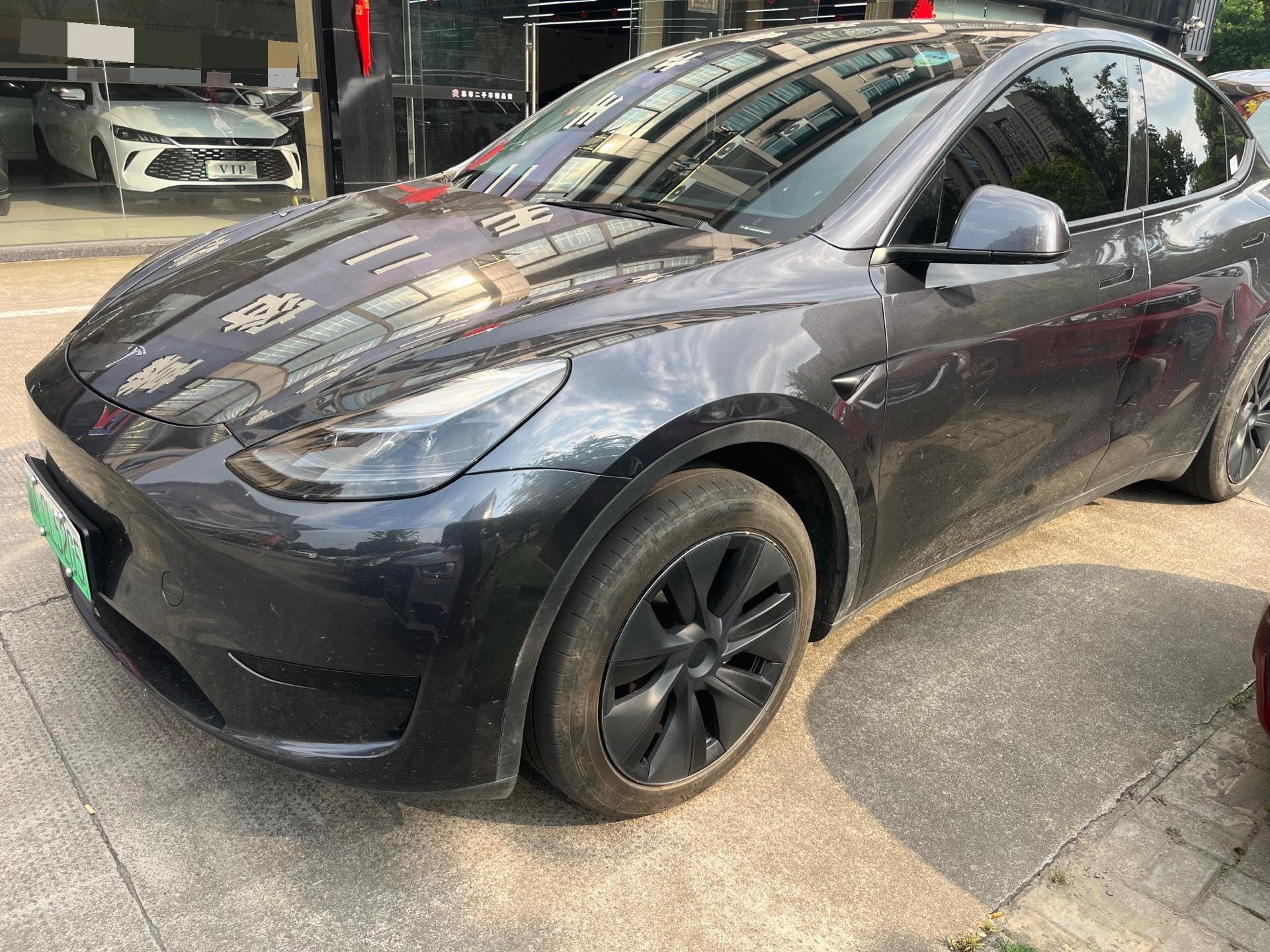 Tesla Model Y 2024 Tesla Model Y 2024 car image