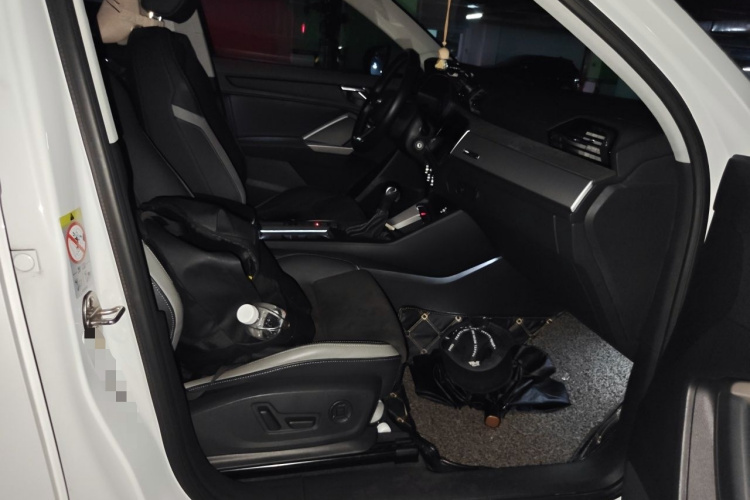 Audi Q3 2019 #27 Audi Q3 2019 car image #27