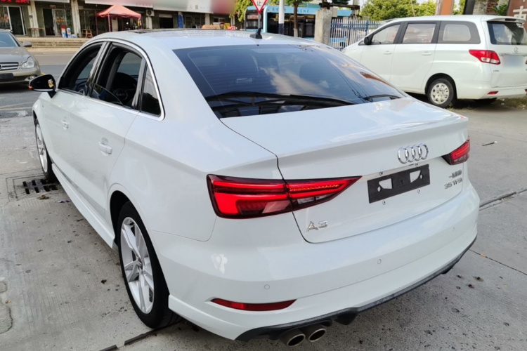 Audi A3 2019 car image #5