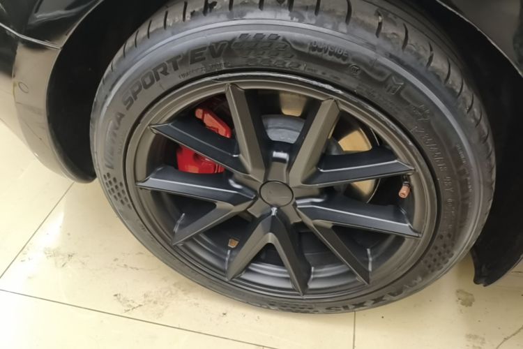 Tesla Model 3 2020 car image #10