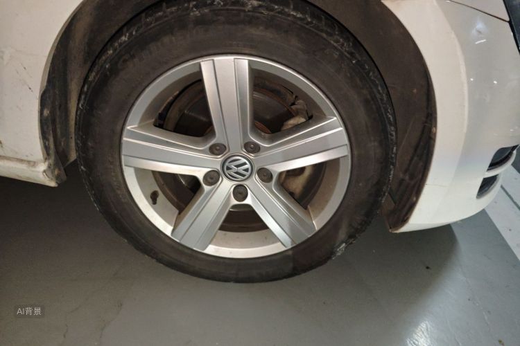 Volkswagen Golf 2015 car image #9