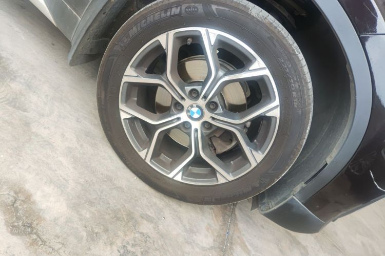 BMW X1 2021 car image #9