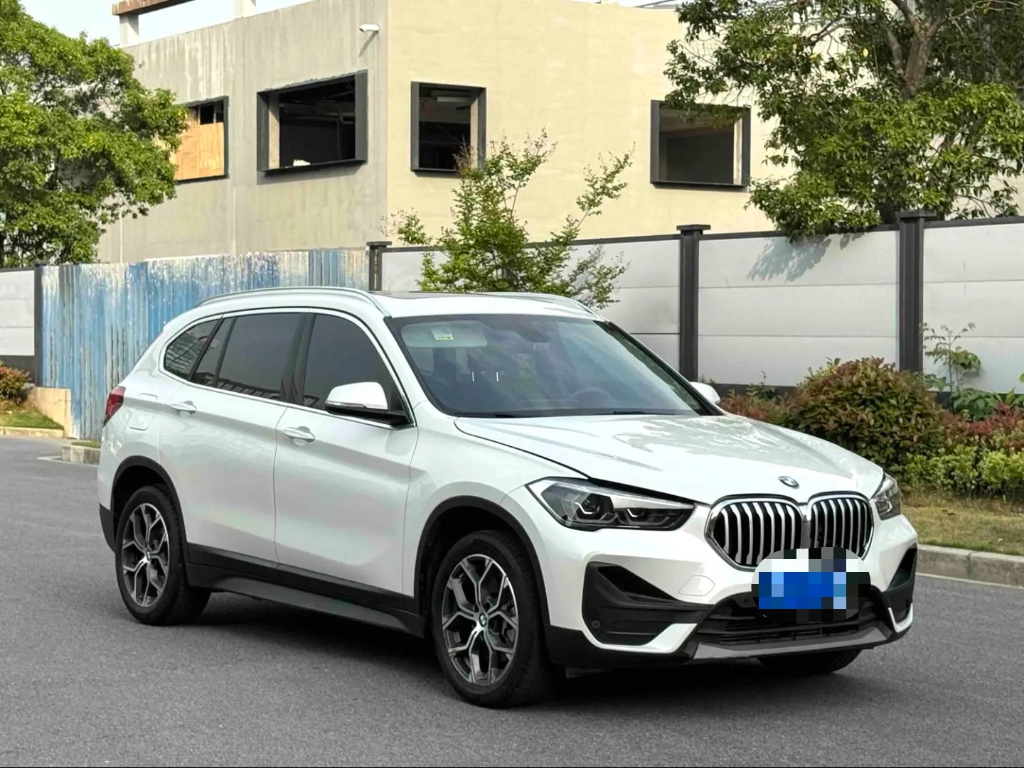 2022 immagine di auto #2