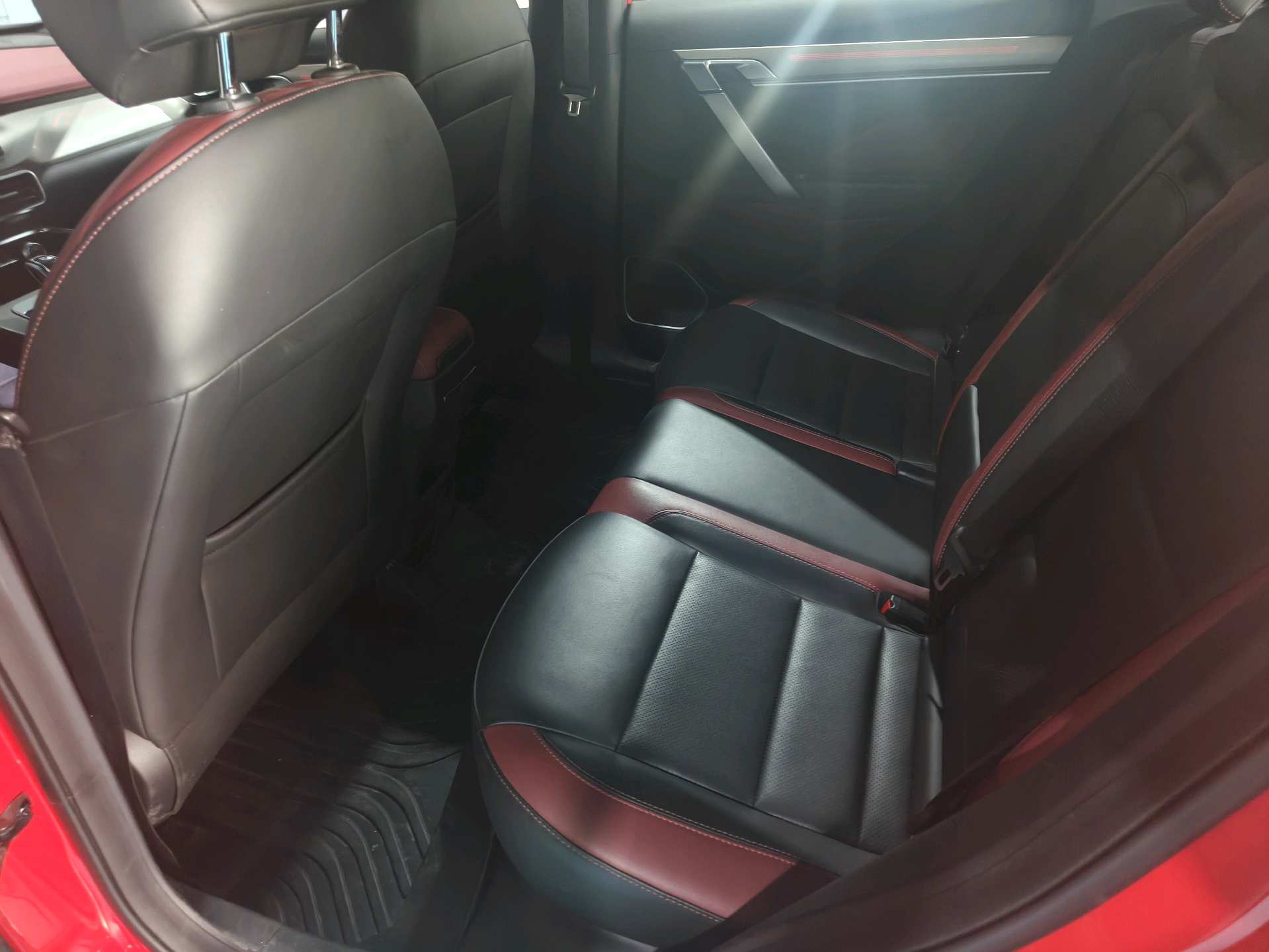 GEELY Coolray 2021 imagen de coche #3