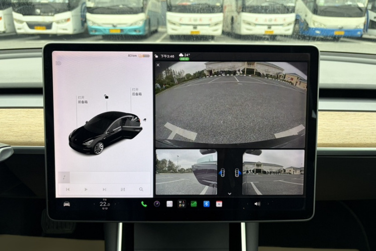 Tesla Model 3 2020 imagem de carro #12