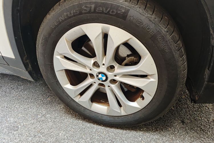 BMW X1 2017 imagen de coche #9