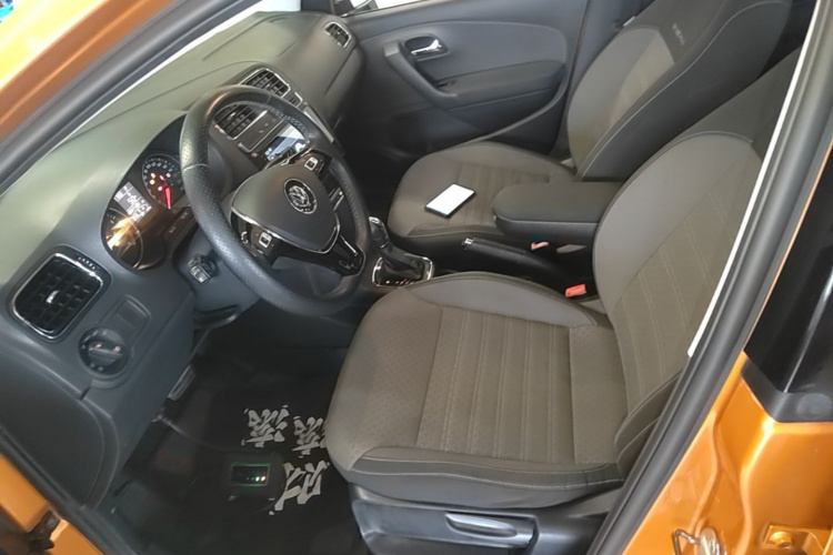 Volkswagen Polo 2017 #15 Volkswagen Polo 2017 car image #15