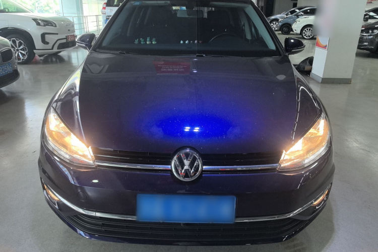 Volkswagen Golf 2020 imagen de coche #3