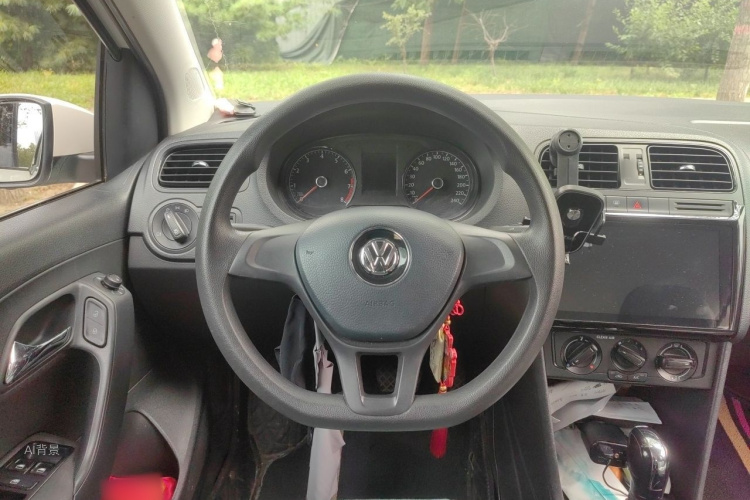 Volkswagen Polo 2018 #12 Volkswagen Polo 2018 car image #12