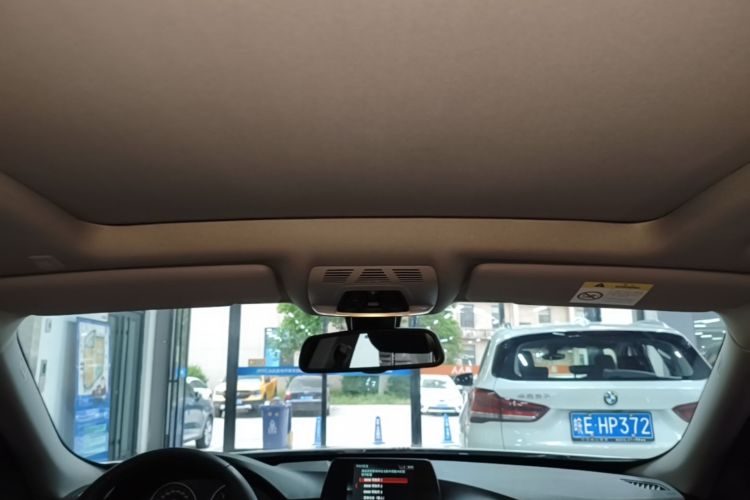 BMW 3 Series GT 2019 car image #18