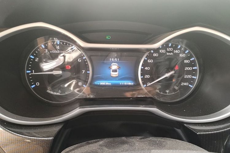 GEELY Emgrand 2016 car image #13