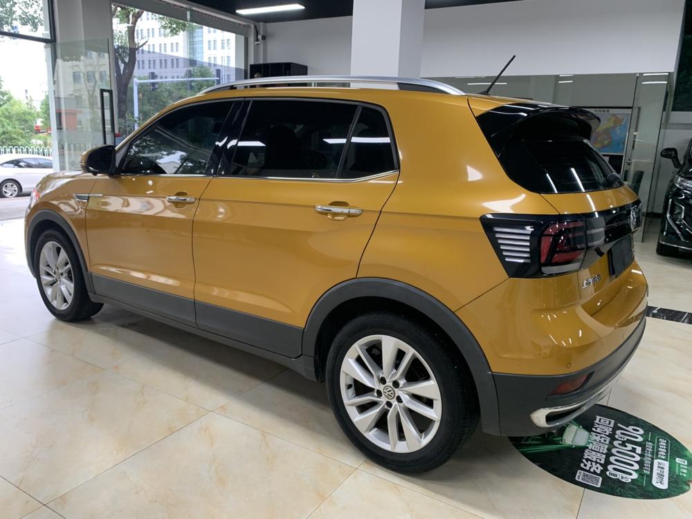 Volkswagen T-Cross 2021 #4 Volkswagen T-Cross 2021 car image #4