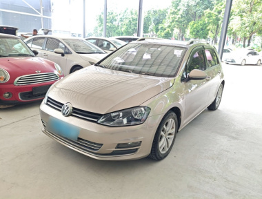 Volkswagen Golf 2016 immagine di auto 