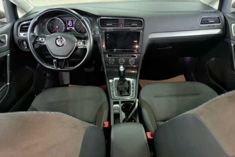 Volkswagen Golf 2020 #10 Volkswagen Golf 2020 car image #10