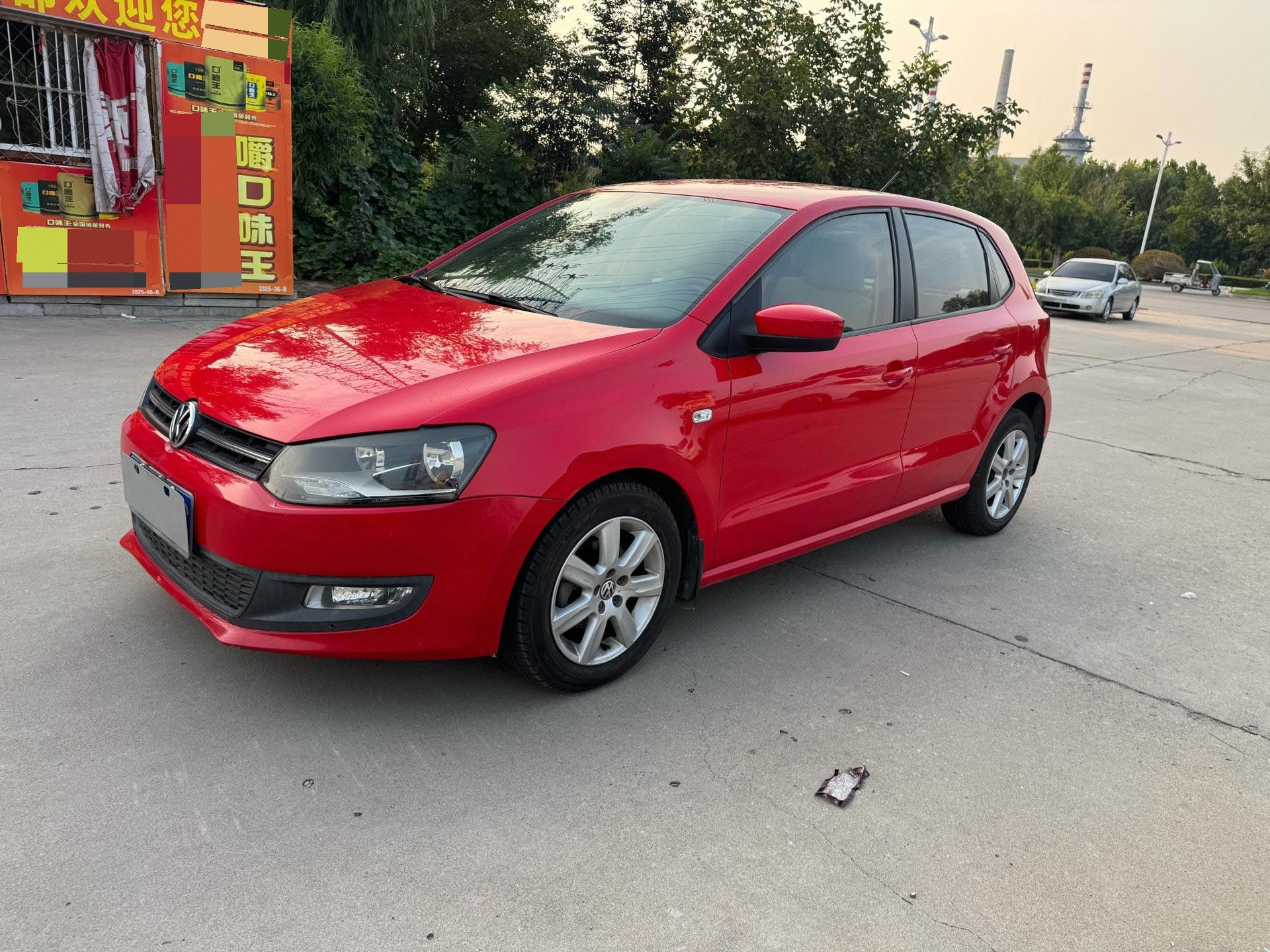Volkswagen Polo 2013 Volkswagen Polo 2013 car image