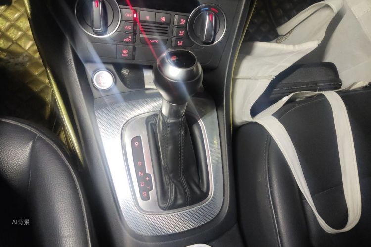 Audi Q3 2016 #16 Audi Q3 2016 car image #16