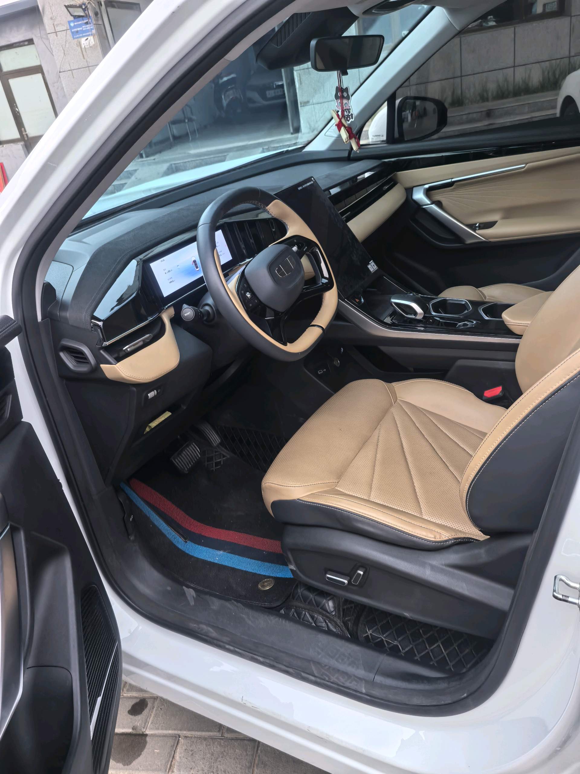 GEELY Boyue L 2023 image de voiture #9