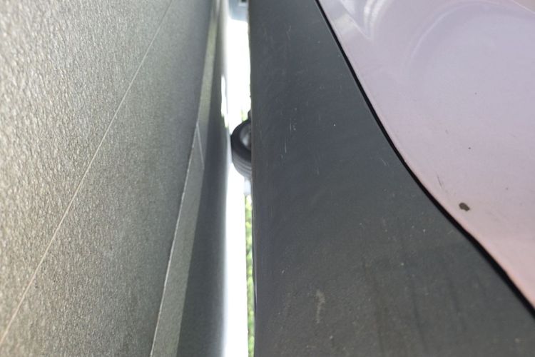 Tesla Model Y 2023 car image #27