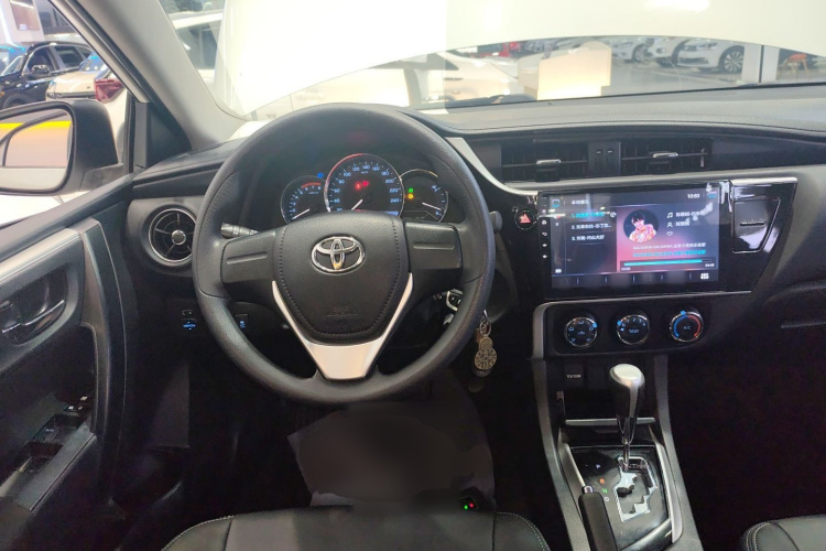 Toyota Corolla 2017 immagine di auto #11