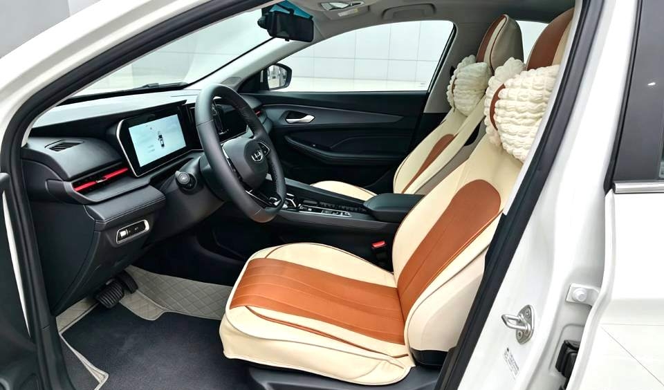 GEELY Binray 2026 #5 GEELY Binray 2026 car image #5