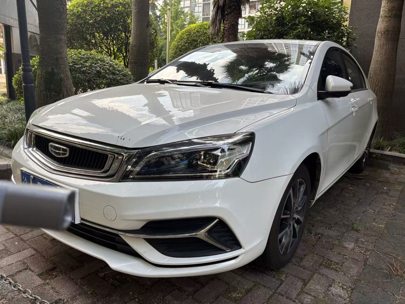 GEELY Emgrand 2019 car image 