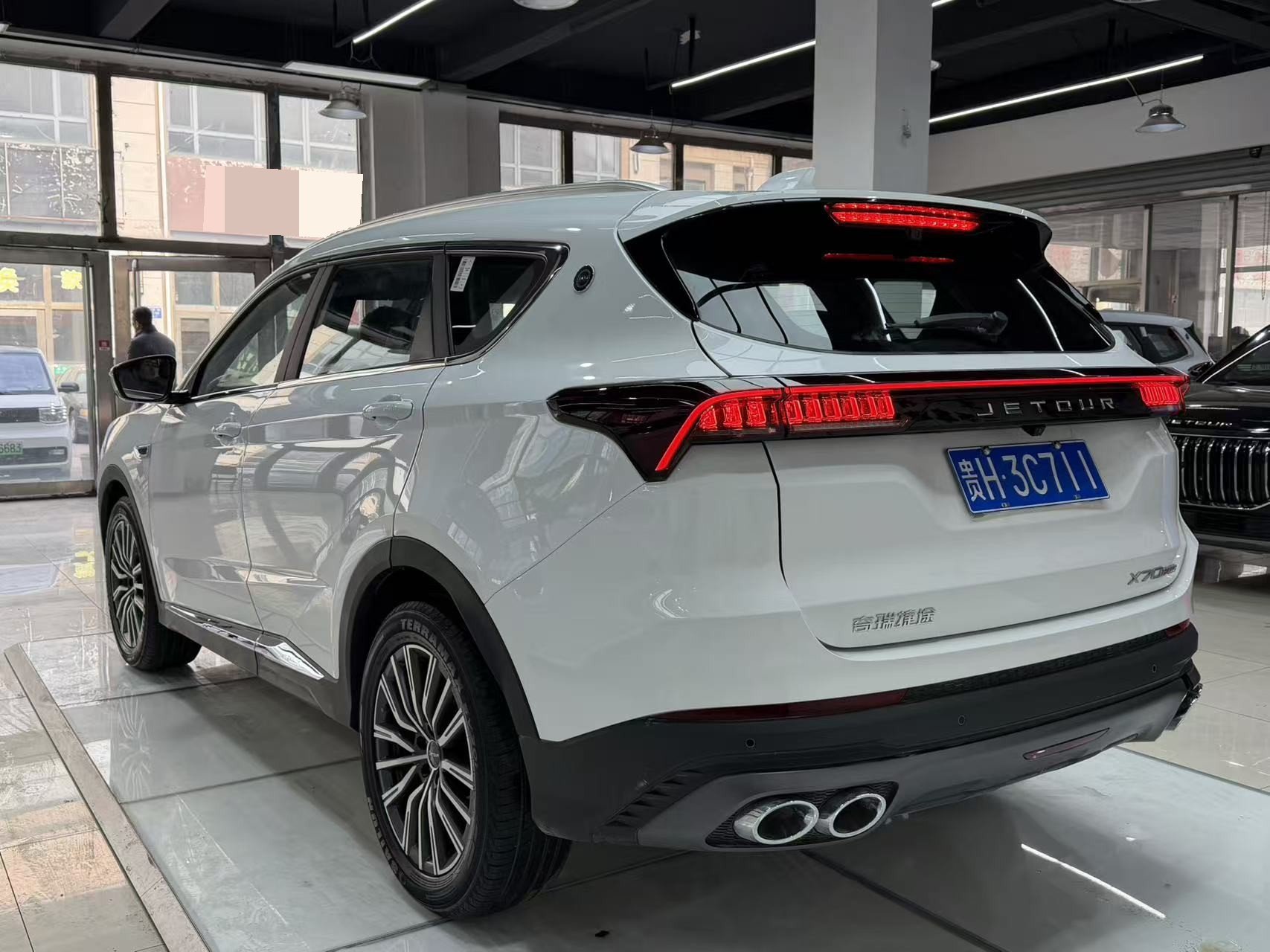 Jetour X70 PLUS 2026 image de voiture #4