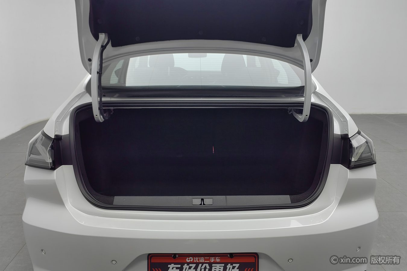 Peugeot 408 2024 car image #17