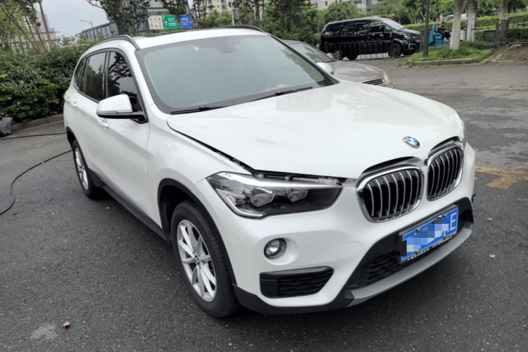 BMW X1 2019 #4 BMW X1 2019 car image #4