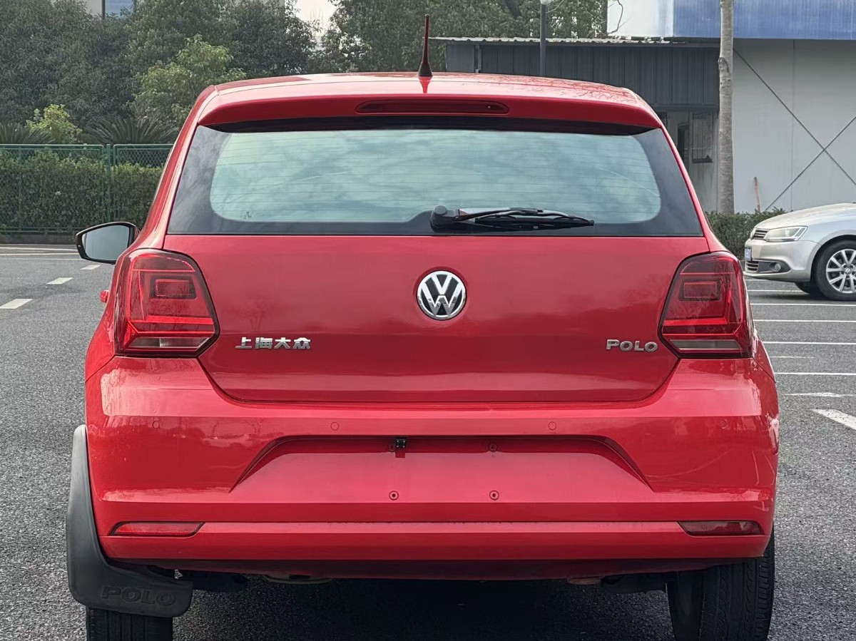 Volkswagen Polo 2015 #6 Volkswagen Polo 2015 изображение автомобиля #6