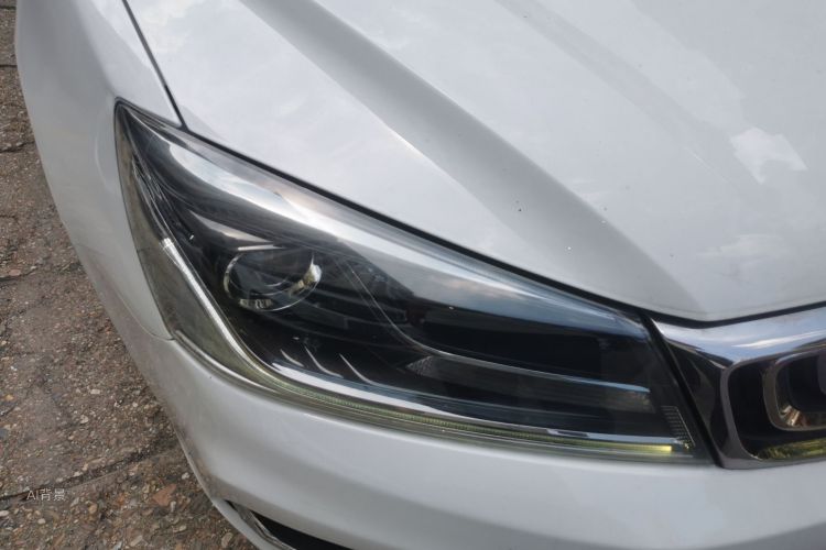 GEELY Emgrand 2018 car image #8