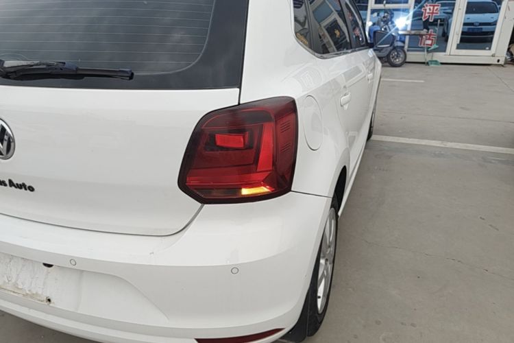 Volkswagen Polo 2017 #8 Volkswagen Polo 2017 car image #8