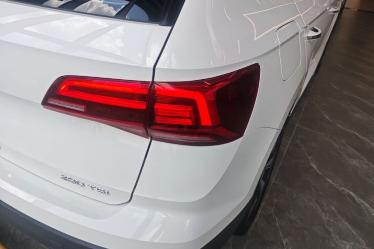 Volkswagen Tharu 2021 car image #8