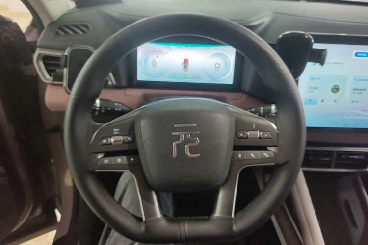 BYD YuanUP 2024 #15 BYD YuanUP 2024 car image #15